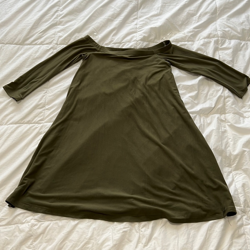 Off The Shoulder Trapeze Dress